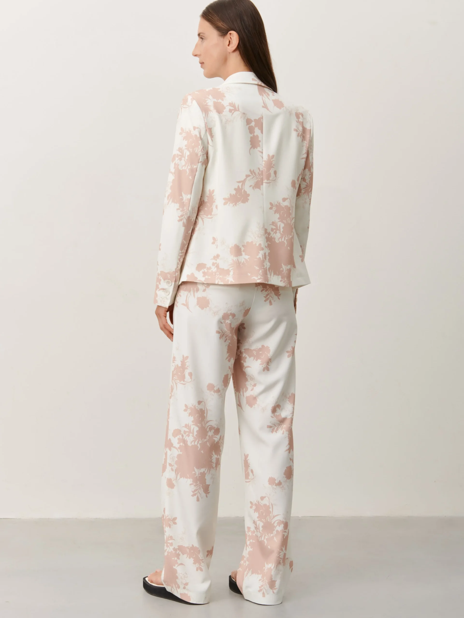 hanna_blazer__beige_2.webp Jane Lushka Hanna Blazer | Beige